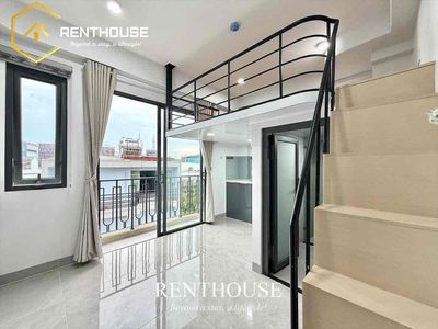 Cho thuê duplex ban công siêu thoáng ngay Võ Oanh sát UTH, FTU, Hutech