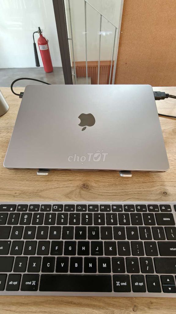 MacBook Pro M1 Pro. Mua bán Laptop tại Quận 7 Tp Hồ Chí Minh được đăng bởi PD hình 1