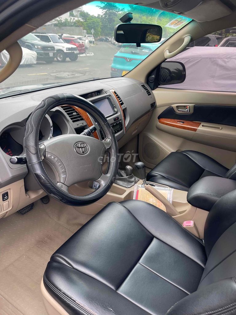 Toyota Fortuner 2009 2.7V 4x4 AT - 366000 km. Mua bán Ô tô tại Quận 4 Tp Hồ Chí Minh được đăng bởi Nu hình 2
