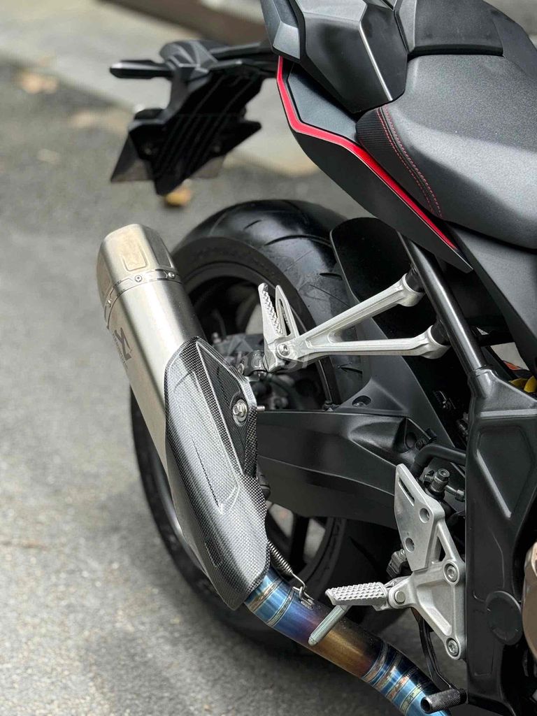 CBR650 2020. Mua bán Xe máy tại Quận Bình Thạnh Tp Hồ Chí Minh được đăng bởi Nguyễn Ngọc Khánh Vy hình 3