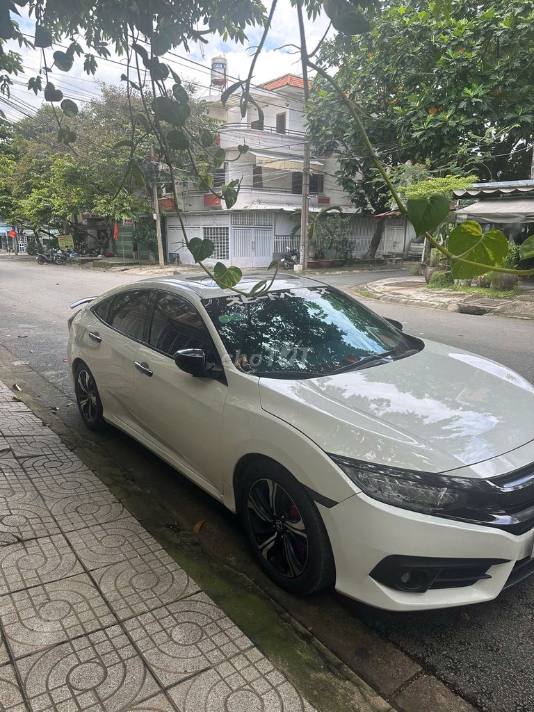 Honda Civic 2017 màu trắng, 170.000 km. Mua bán Ô tô tại Thành phố Biên Hòa Đồng Nai được đăng bởi bui tai hình 1