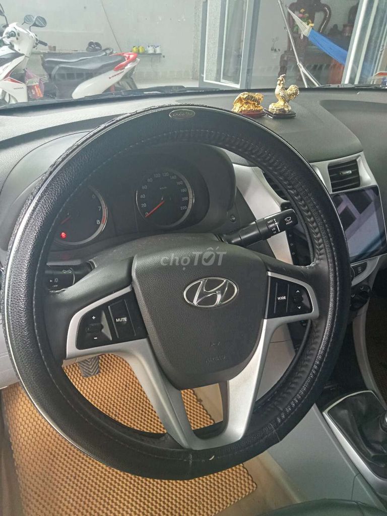 Hyundai Accent 2012 1.4 MT - 13 km. Mua bán Ô tô tại Huyện Đăk Pơ Gia Lai được đăng bởi anh tiến hình 10