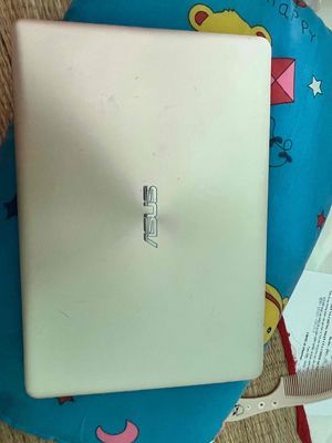 Vivobook s14 A411u asus i3 gen 8 hiệu