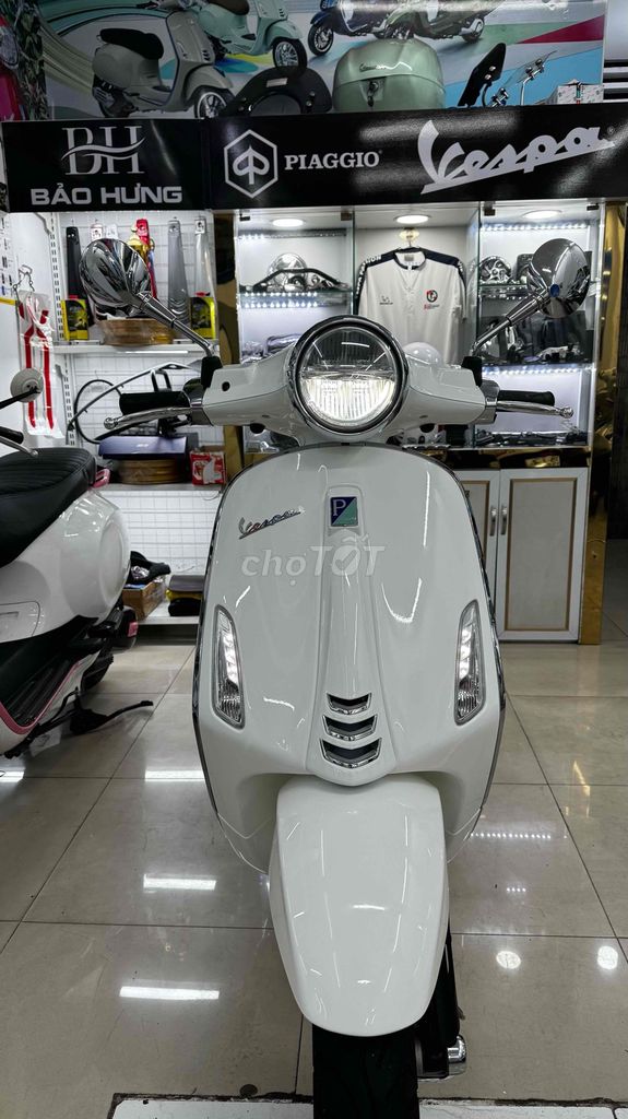 Vespa Một chủ siêu cọp chuẩn odo BH 1 năm. Mua bán Xe máy tại Quận Phú Nhuận Tp Hồ Chí Minh được đăng bởi VESPA  PIAGGIO BẢO HƯNG Vespa cũ trả góp  hình 2