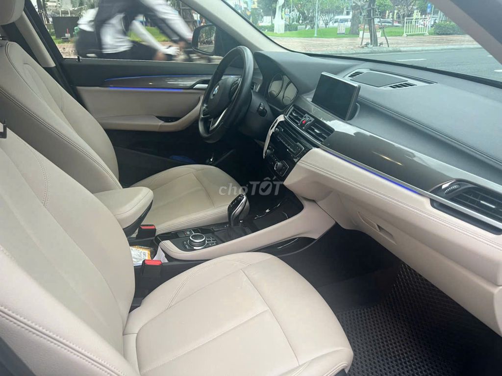 BMW X1 sDrive18i 2021 Đen 45.000 km. Mua bán Ô tô tại Quận Thanh Khê Đà Nẵng được đăng bởi Anh Tiến hình 6