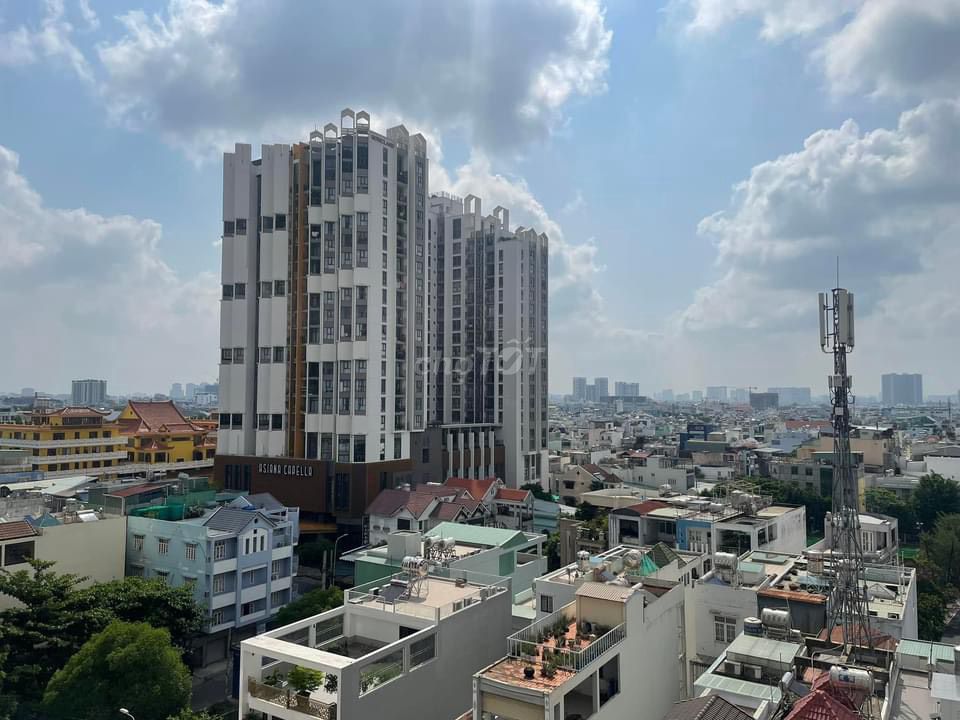 Bán căn hộ chung cư The Western Capital Q6 2PN giá tốt