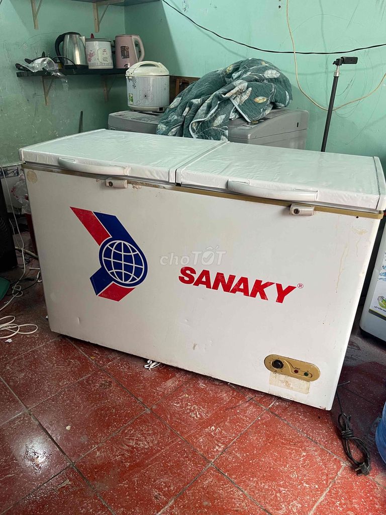 Tủ đông Sanaky 320 lít 2 ngăn Trắng. Mua bán Tủ lạnh tại Thành phố Biên Hòa Đồng Nai được đăng bởi Lộc hình 1