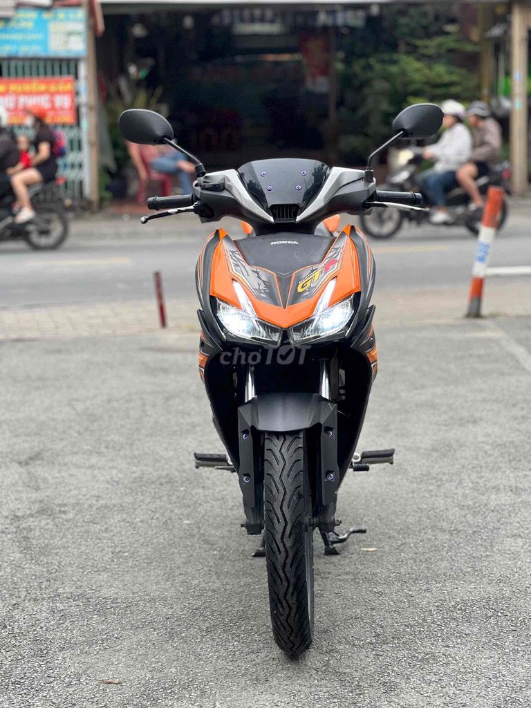 HONDA WINNER X V2 CHÍNH CHỦ. Mua bán Xe máy tại Thành phố Thủ Đức Tp Hồ Chí Minh được đăng bởi Xe Máy Nguyễn Phụng hình 4