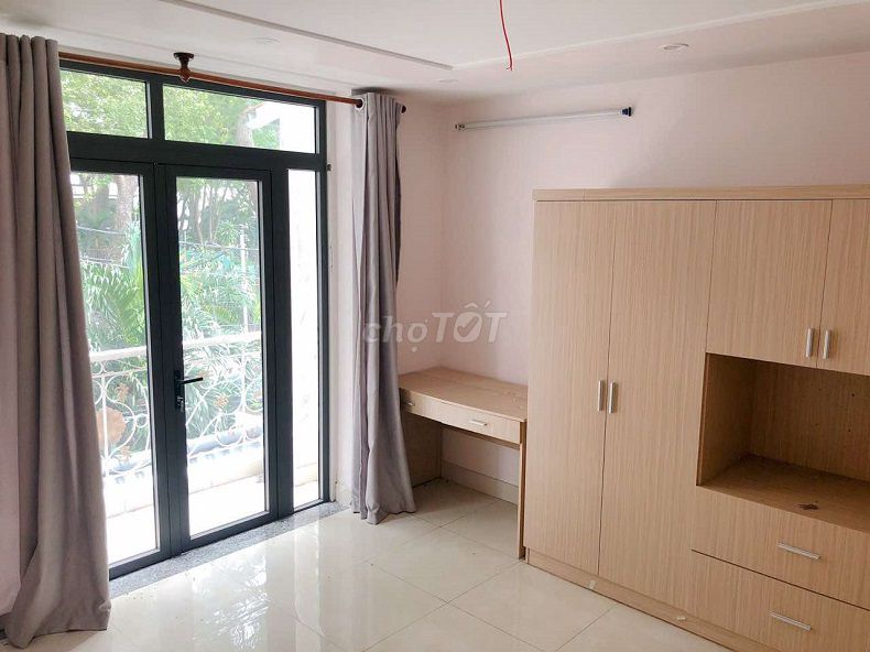 Bán nhà HXH Thành Thái, P12, Q10, 60m2, 4 tầng, 4PN, chỉ nhỉnh 11 tỷ