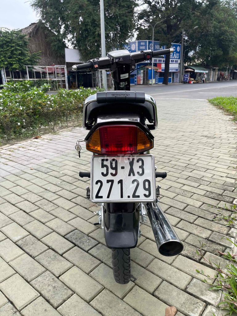 Honda Super Dream 110cc Nâu Đã tân trang. Mua bán Xe máy tại Huyện Hóc Môn Tp Hồ Chí Minh được đăng bởi Nguyễn Tuấn hình 12