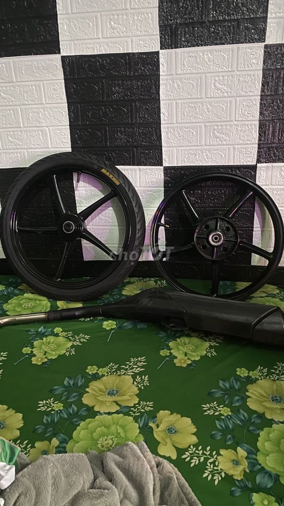 5 cây enkei winer bô inoc 304  về zin cần bán. Mua bán Phụ tùng xe tại Huyện Thới Lai Cần Thơ được đăng bởi Hoàng vỹ hình 2