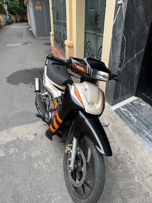 Đi không quen cần bán Satria 2000. Mua bán Xe máy tại Quận Thanh Xuân Hà Nội được đăng bởi Hoàng Khởi