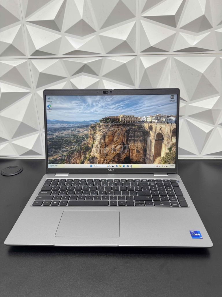 Dell Latitude 5540 i7-1335u 15.6 inch 16GB/256GB. Mua bán Laptop tại Quận Đống Đa Hà Nội được đăng bởi Tuấn Lê hình 1