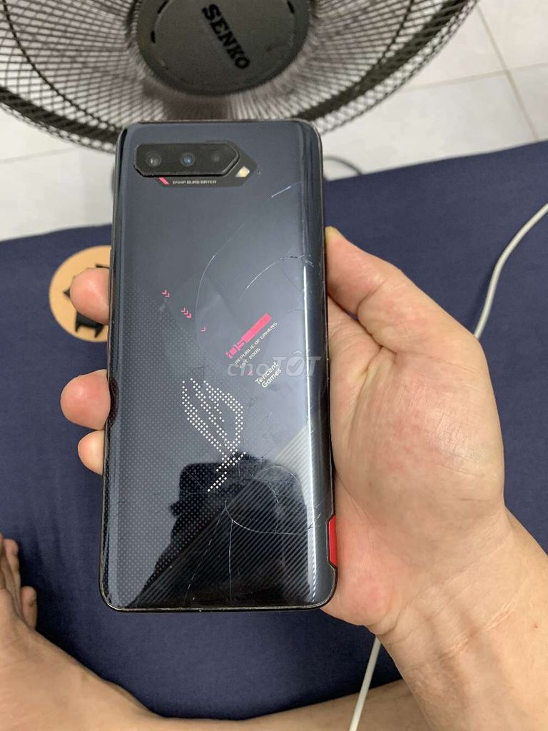 ROG Phone 5 12GB/256GB Đen Đã sử dụng. Mua bán Điện thoại tại Quận Hoàng Mai Hà Nội được đăng bởi Lê Huy Hoàng hình 1