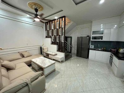 Townhouse 35 m² · 3 bed · Phố Bùi Xương Trạch