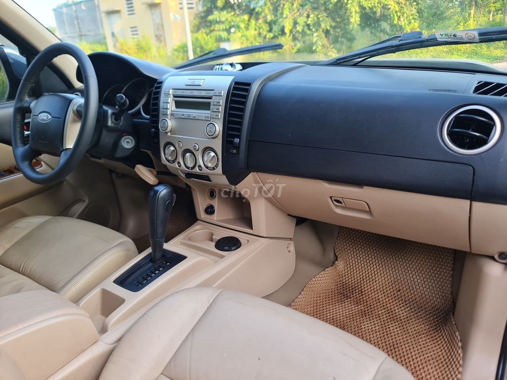 Ford Everest 2011 máy dầu số tự động. Mua bán Ô tô tại Quận 12 Tp Hồ Chí Minh được đăng bởi Xuân Trường hình 11