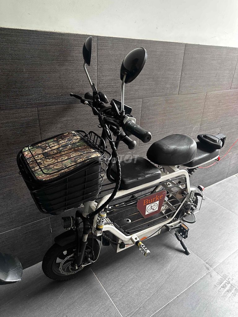 xe đạp điện burke 3 chỗ ngồi. Mua bán Xe điện tại Quận Tân Bình Tp Hồ Chí Minh được đăng bởi Mymy hình 2