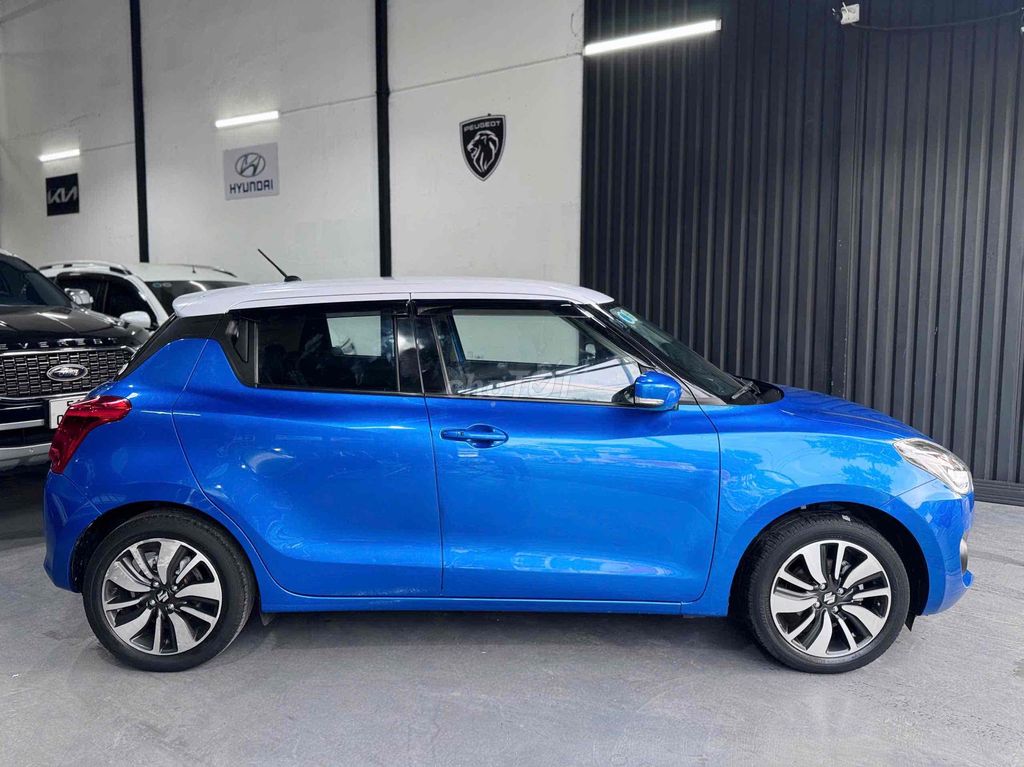 Suzuki Swift 2018 GLX 1.2 AT - 67000 km. Mua bán Ô tô tại Huyện Hóc Môn Tp Hồ Chí Minh được đăng bởi Nguyễn Duy Khánh hình 4