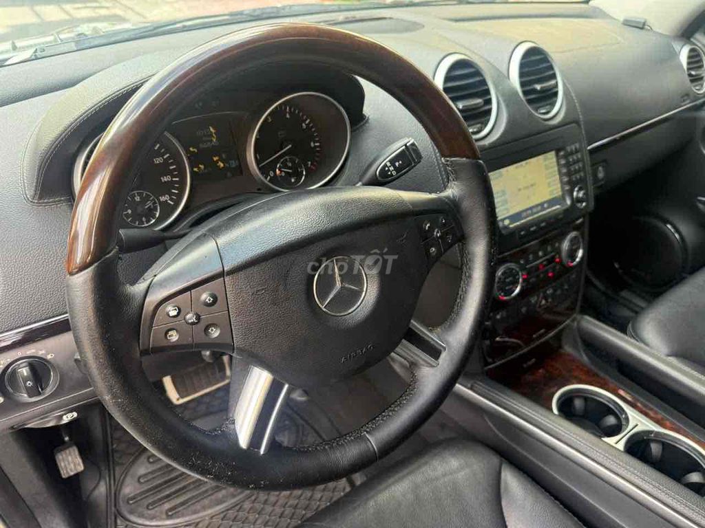 Mercedes Benz GL 450 đời cuối 2007. Mua bán Ô tô tại Huyện Bình Chánh Tp Hồ Chí Minh được đăng bởi Như Đạo hình 5