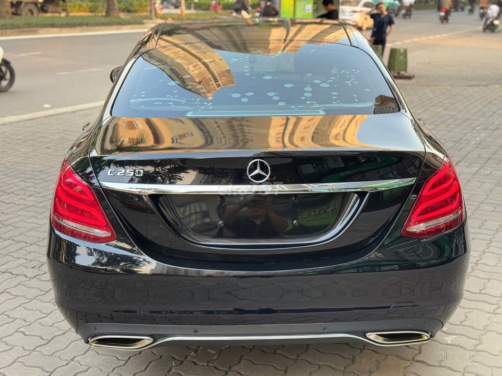 Mercedes-Benz C250 Exclusive 2018 Đen. Mua bán Ô tô tại Quận Thanh Xuân Hà Nội được đăng bởi Nguyễn Tuấn Hoàng hình 10