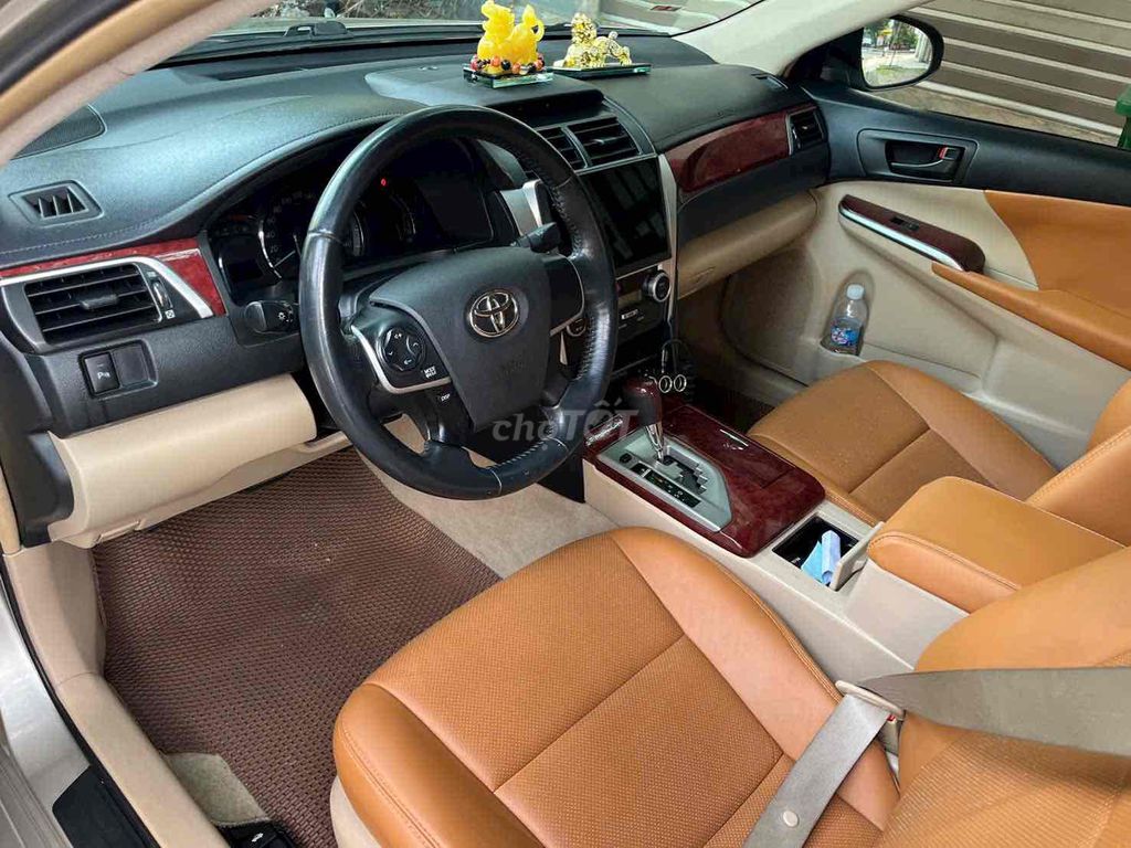 Toyota Camry 2015 2.0E  chính chủ. Mua bán Ô tô tại Thành phố Thủ Dầu Một Bình Dương được đăng bởi Hoa hình 12