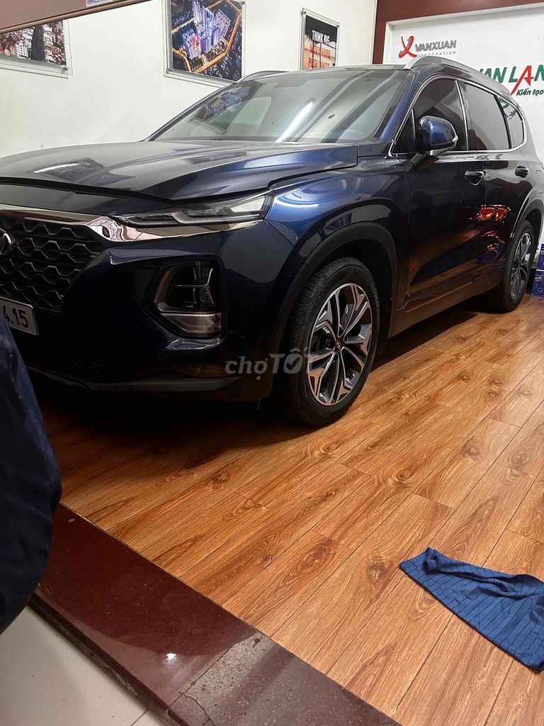 Hyundai Santa Fe 2019 2.4L  AT 4 WD - 21000 km. Mua bán Ô tô tại Quận Bình Thạnh Tp Hồ Chí Minh được đăng bởi nguyen van liem hình 5