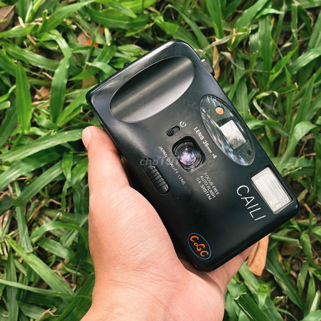 Máy ảnh PNS film 135 auto flash dễ sử dụng