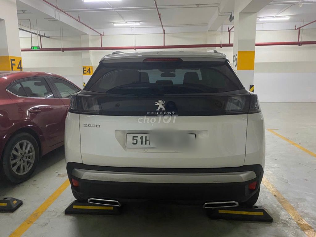 Peugeot 3008 2021 Allure Trắng - 9.000 km