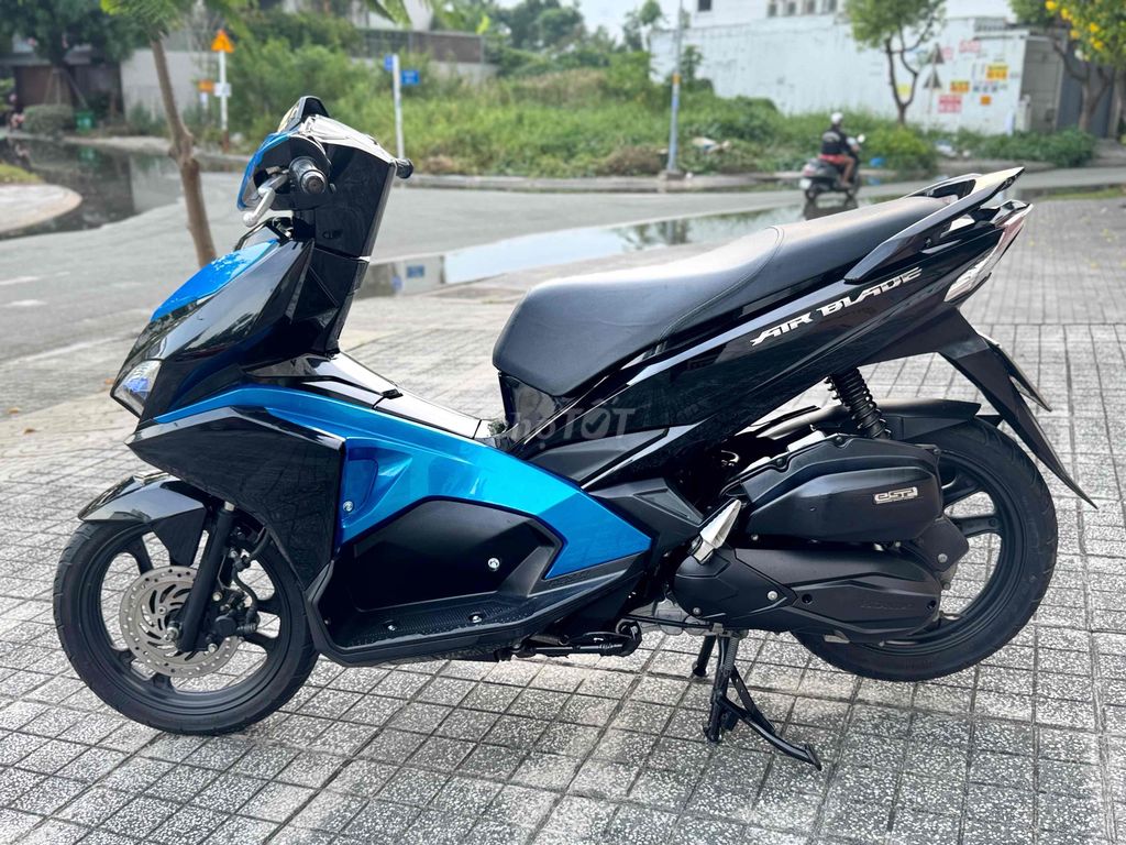 💥💥 Air Blade 125 2018 Bstp chính chủ xe zin đẹp. Mua bán Xe máy tại Quận 7 Tp Hồ Chí Minh được đăng bởi Cửa Hàng Xe Máy Hoàng Hưng Q7 hình 6