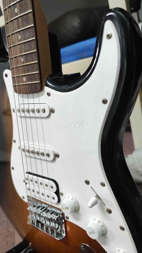 E.Guitar Squier Bullet Stratocaster - Sunburst