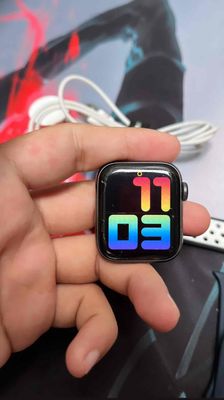 Apple Watch Series 4 40mm GPS 99%. Mua bán Thiết bị đeo thông minh tại Quận Bình Thạnh Tp Hồ Chí Minh được đăng bởi Nguyễn Khang