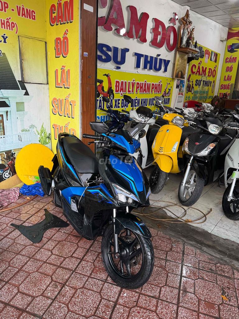 Honda Air Blade Сине-черный