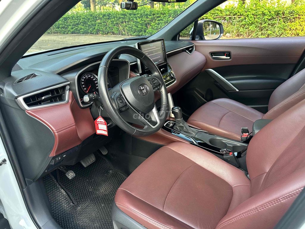 Toyota Corolla Cross 2022 1.8V - 22000Km Trắng. Mua bán Ô tô tại Quận Cầu Giấy Hà Nội được đăng bởi Vũ Kiên hình 9