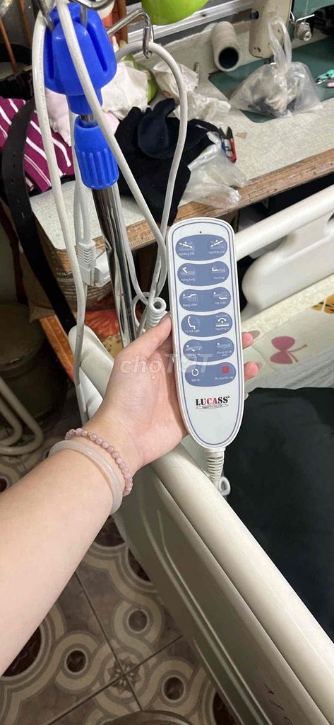 Giường y tế điện tử LUCASS đã sử dụng mới 95%. Mua bán Giường, chăn ga gối nệm tại Thành phố Hạ Long Quảng Ninh được đăng bởi Huyền hình 1