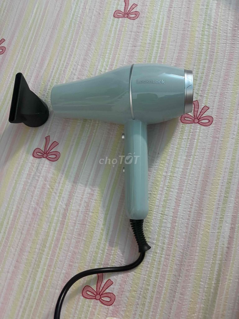 Thanh lý máy sáy tóc locknlock. Mua bán Nội thất, đồ gia dụng khác tại Quận 4 Tp Hồ Chí Minh được đăng bởi Vy hình 1