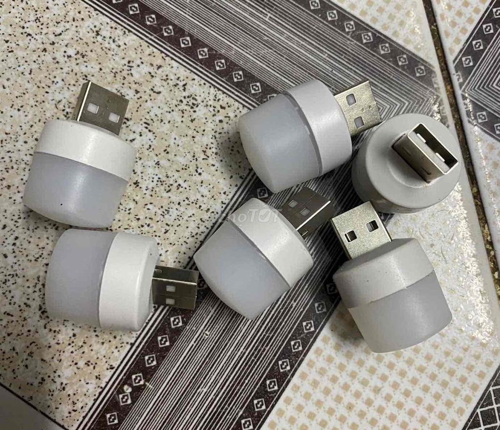Sét 6 đèn ngủ , đèn đọc sách cắm USB #35k. Mua bán Đèn tại Quận Gò Vấp Tp Hồ Chí Minh được đăng bởi An  Nhiên hình 1