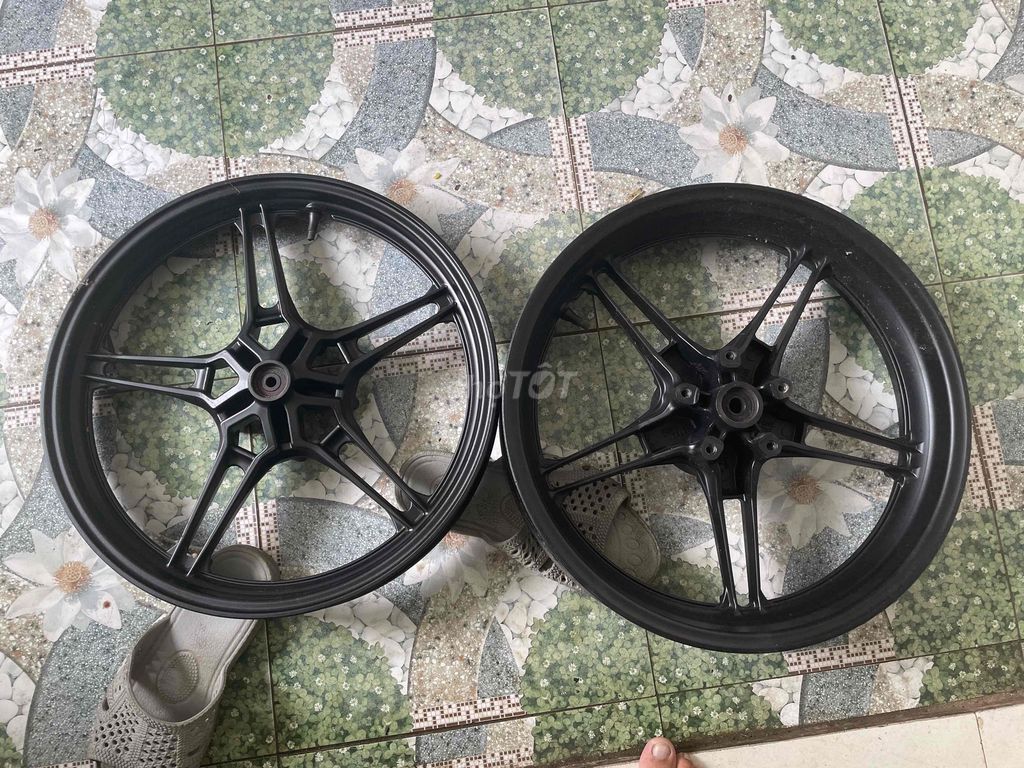Bán Cặp Mâm Exciter 150 zin Theo Xe. Mua bán Phụ tùng xe tại Huyện Chơn Thành Bình Phước được đăng bởi Lâm hình 1