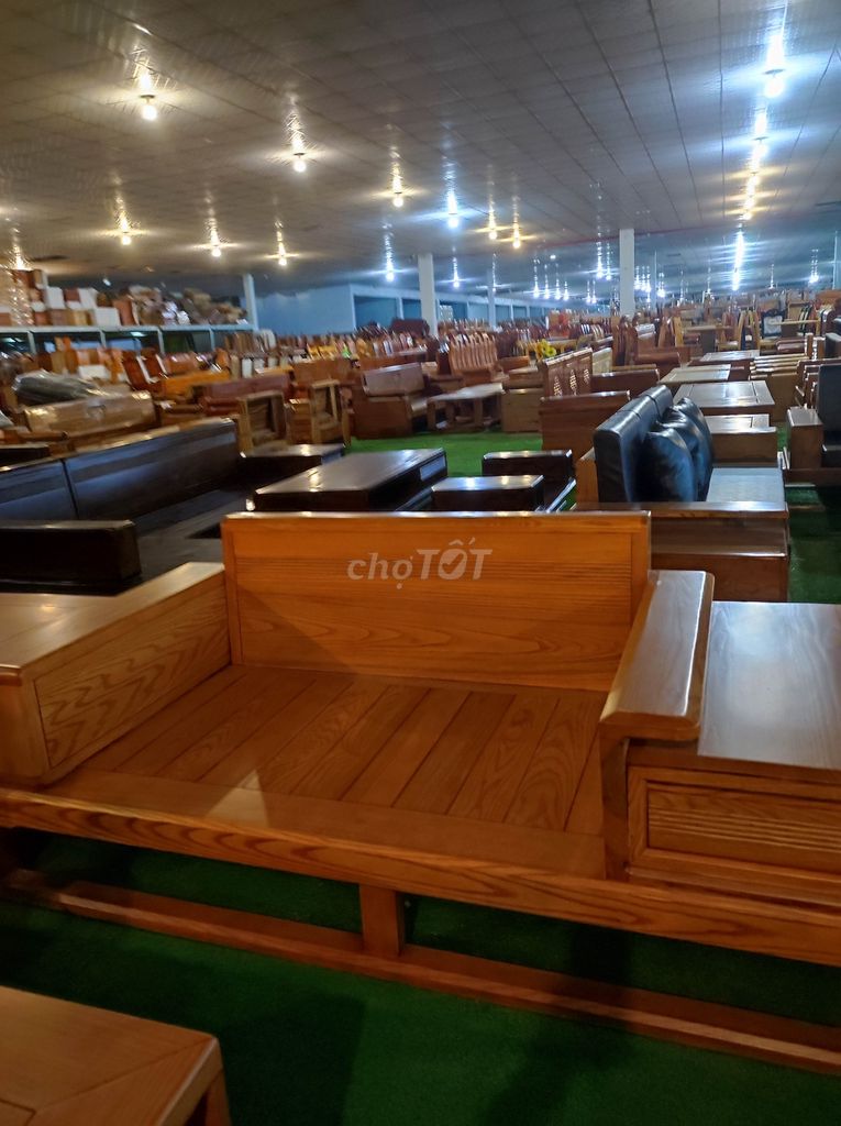 Giường sồi giá tốt tại kho