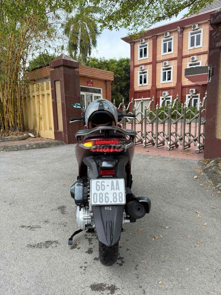 SH 125i T6/2025 - Tặng biển số 66-AA 086.66. Mua bán Xe máy tại Thành phố Vinh Nghệ An được đăng bởi Trung Huy Xe Đẹp hình 2