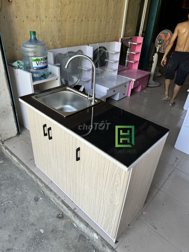 Tủ bếp mini Nhựa Đài Loan Vân gỗ 1m x 80cm. Mua bán Tủ, kệ gia đình tại Thành phố Thủ Đức Tp Hồ Chí Minh được đăng bởi Nội Thất Quang Hùng hình 1