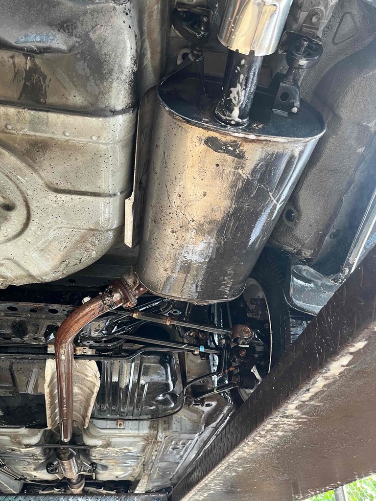 Toyota Camry 2003 - 178000 km. Mua bán Ô tô tại Huyện Sông Hinh Phú Yên được đăng bởi mai van ho hình 8