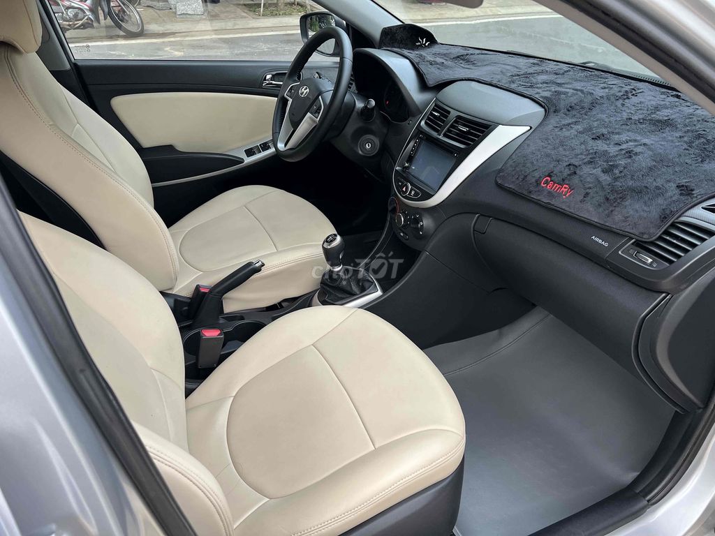 Cần bán Hyundai Accent 2012 1.4 MT (xe nhập Hàn). Mua bán Ô tô tại Thành phố Phan Rang-Tháp Chàm Ninh Thuận được đăng bởi CarLand Định Anh hình 7