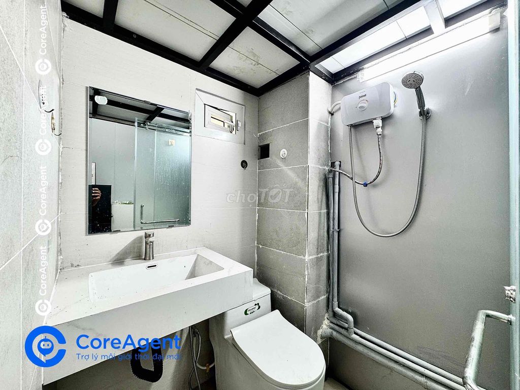 Phòng full nội thất cách BV Lê Văn Việt 200m