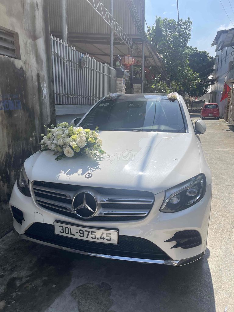Mercedes-Benz GLC300 2016 Белый