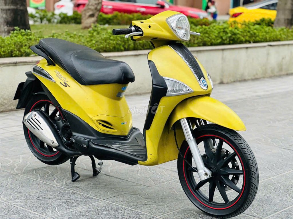 Piaggio Libertyie chính chủ vàng xanh mới 99%. Mua bán Xe máy tại Quận Nam Từ Liêm Hà Nội được đăng bởi TÙNG LÂM hình 2