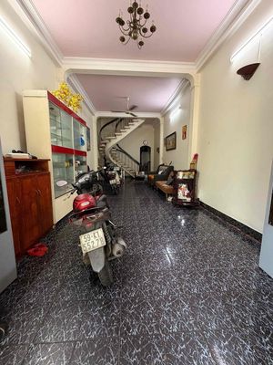 🏡 Bán Nhà Mặt Tiền Đường Lớn – Vị Trí Đẹp, Kinh Doanh Tốt – 3 Tấm Đúc