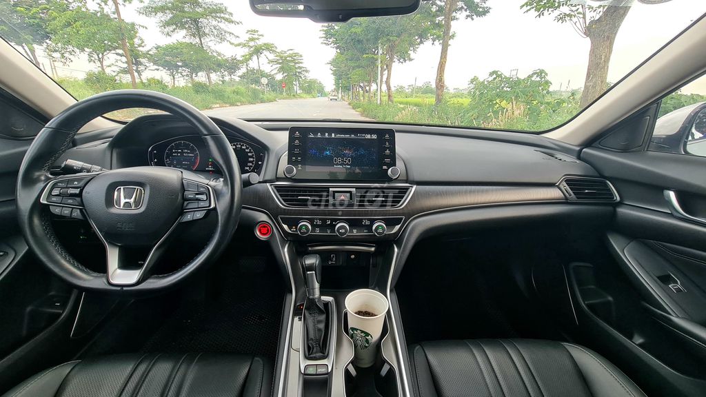 Honda Accord 2022 1.5 Turbo - 31000 km. Mua bán Ô tô tại Quận Cầu Giấy Hà Nội được đăng bởi ĐẶNG QUANG HUY hình 9