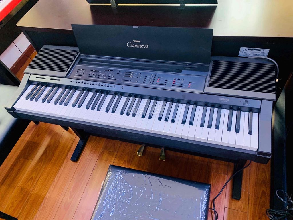 piano yamaha cvp năm