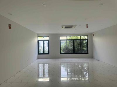 Cho thuê 10 căn liền kề biệt thự ở Mỹ Đình Nguyễn Có Thạch oto đỗ