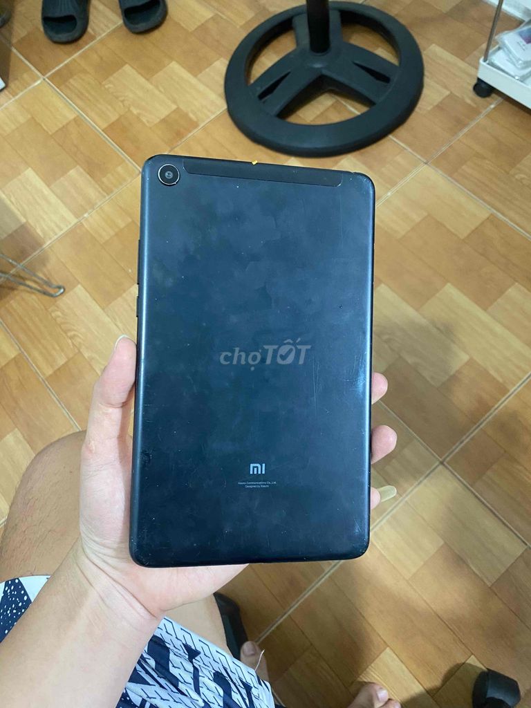 Xiaomi Mi Pad 4 32GB Đen. Mua bán Máy tính bảng tại Quận Cầu Giấy Hà Nội được đăng bởi Cầm Đồ 24h hình 1